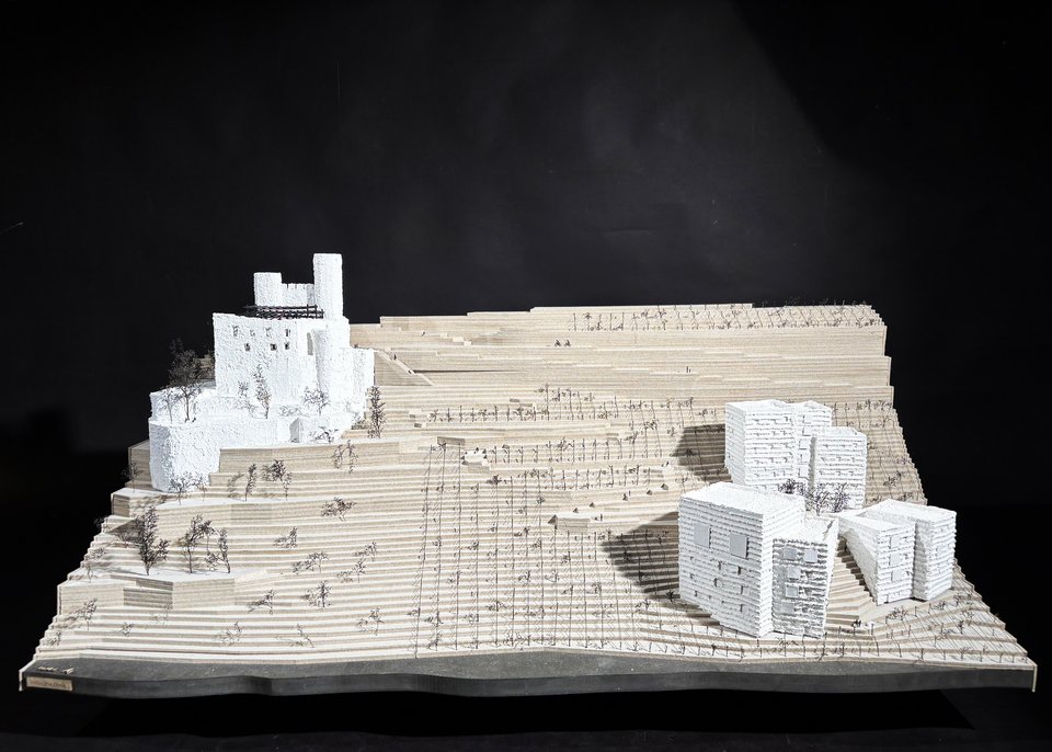 Modellfoto der Masterthesis Mühlstein Musikakademie