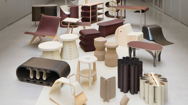 Stilleben aus Möbeln bestehend aus Linoleum 