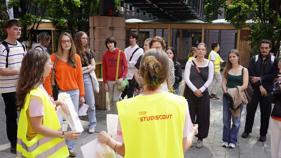 Campusführung bei Afterschool 2026