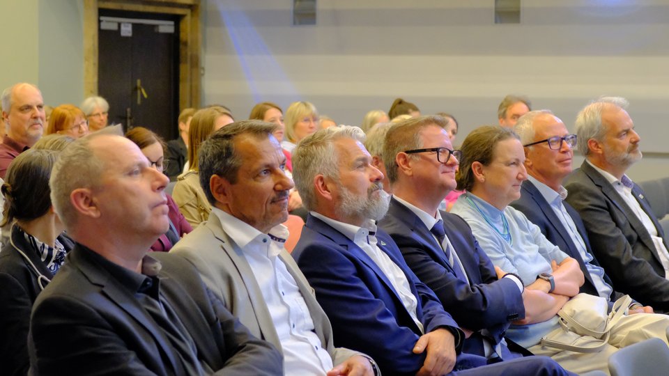 Publikum - Blick in die Aula