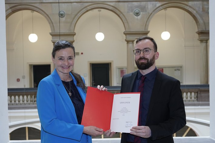Professoralisierung Prof. Perlich