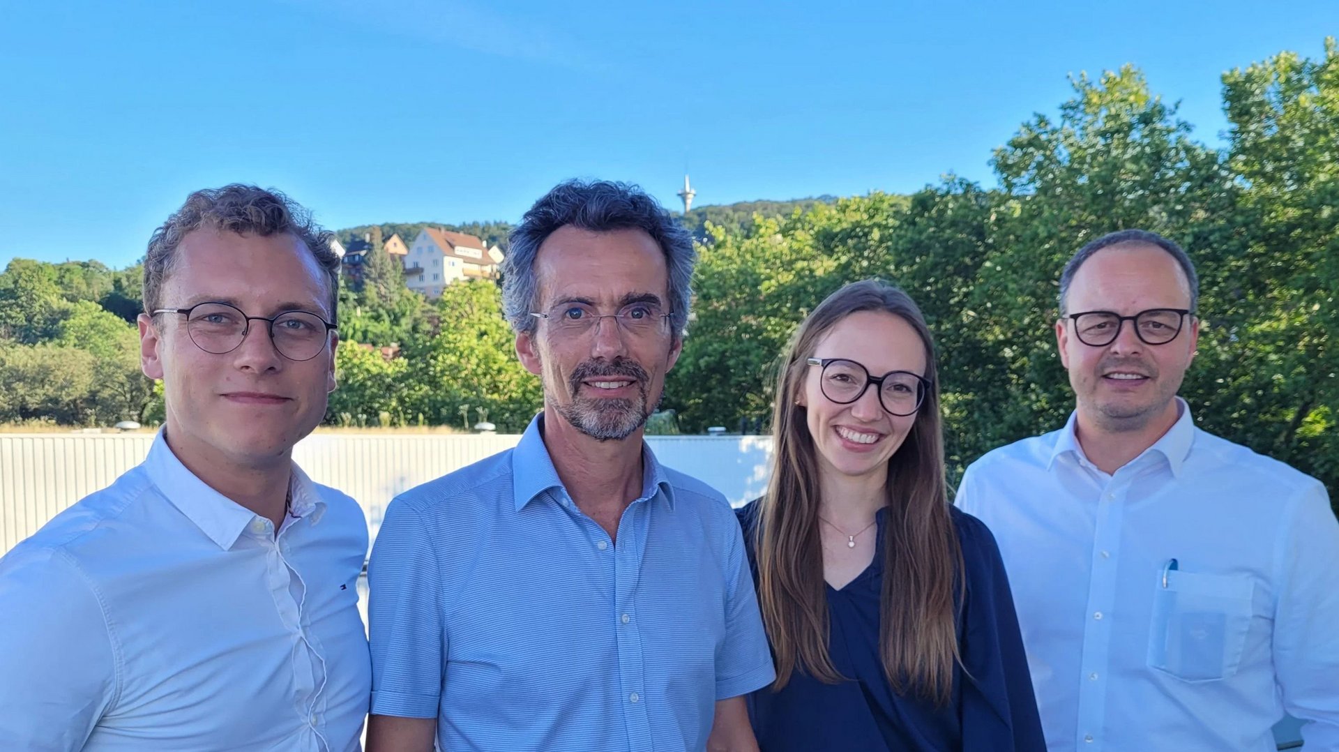 Gruppenfoto des Vorstands vom Verein Freunde der HFT Stuttgart e. V.