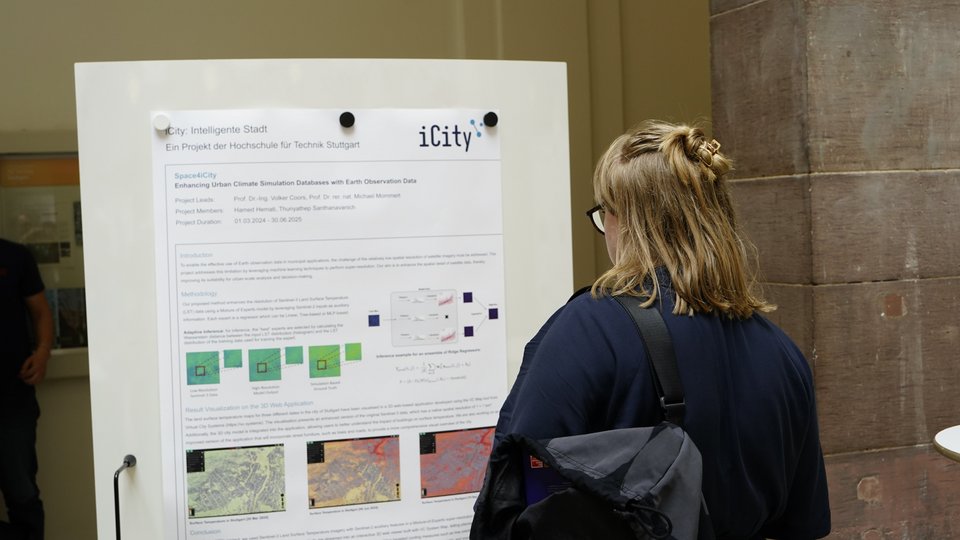 Poster-Ausstellung zu iCity