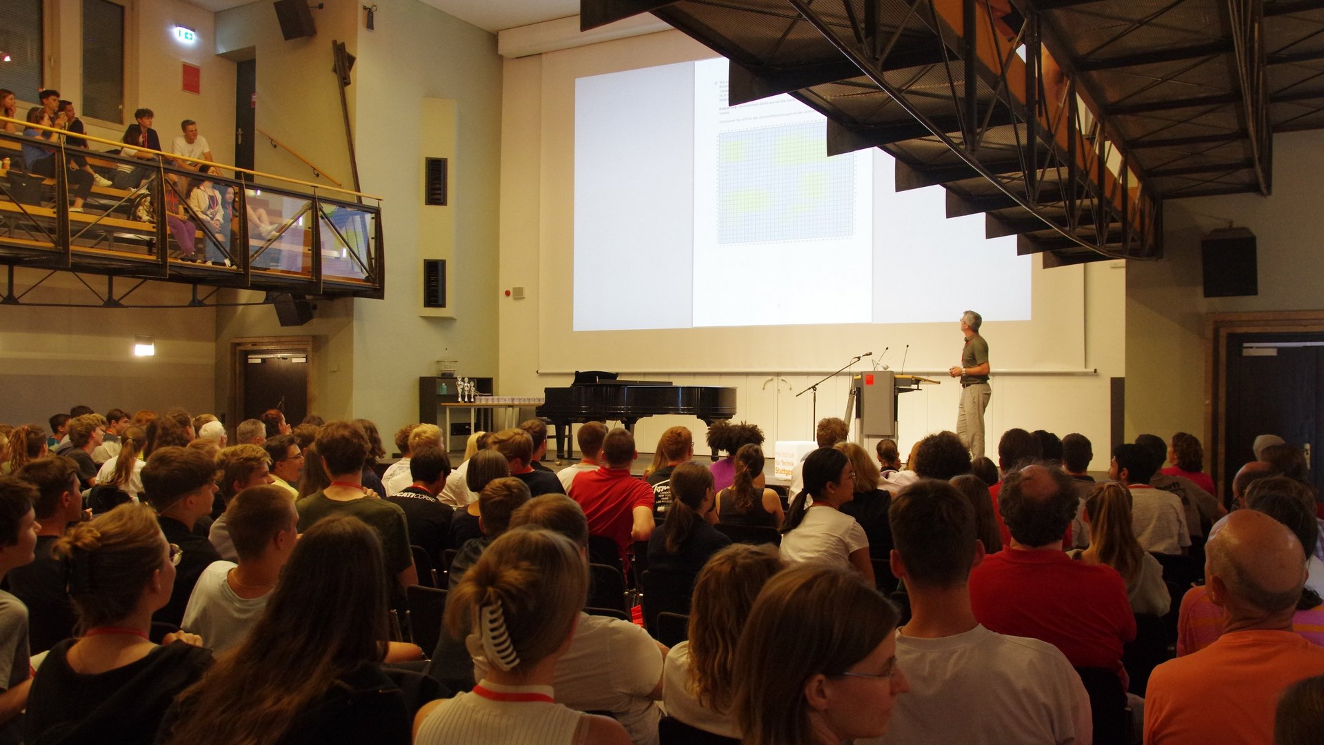 blick in die Aula der HFT Stuttgart