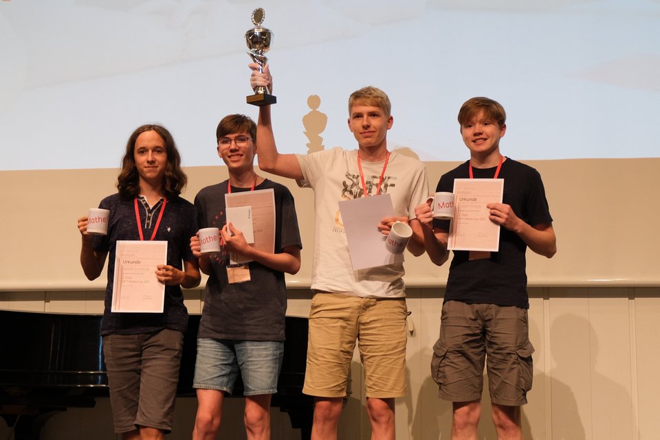 preistraeger des mathe-cup 2023 erster platz