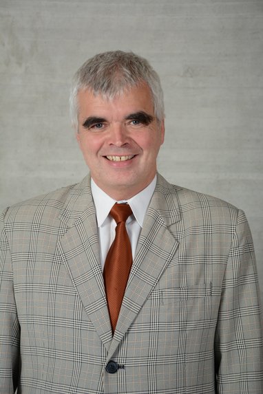 Prof. Dr. Alexander Rausch