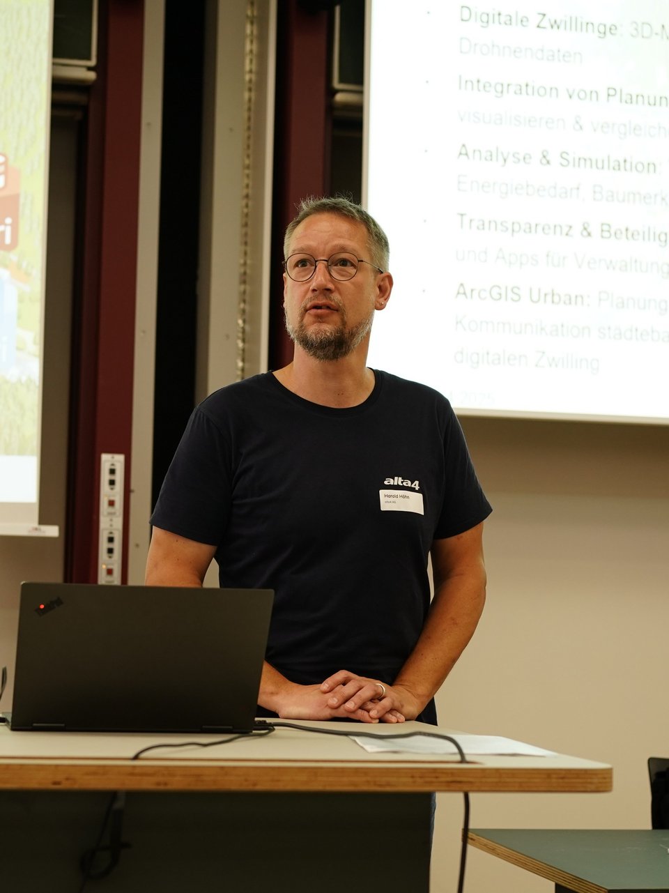 Esri Anwendertreffen 2025 Sprecher beim Vortrag 2