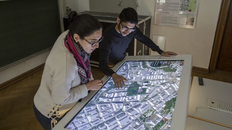 Arbeiten am Touchtable