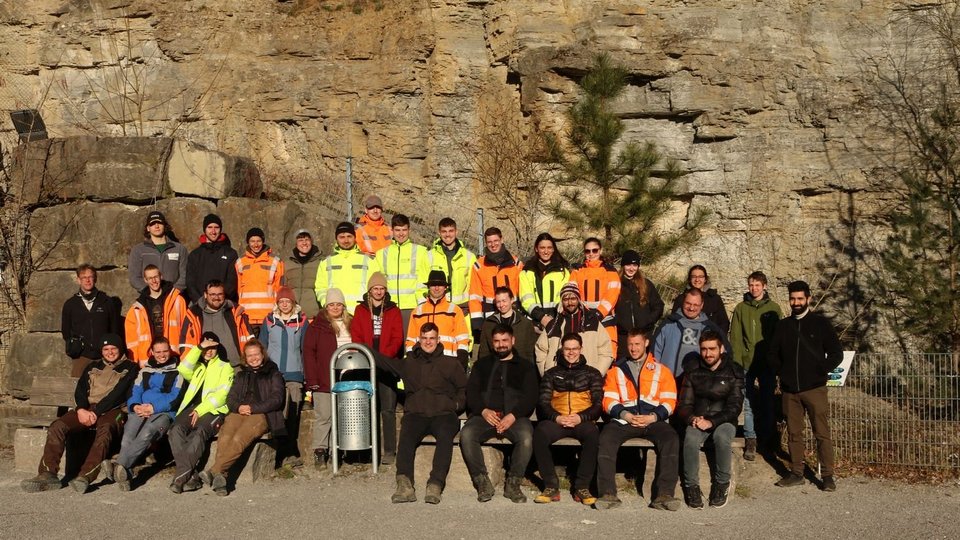 Gruppenbild beim Integrierten Vermessungsprojekt (IVP) 2025