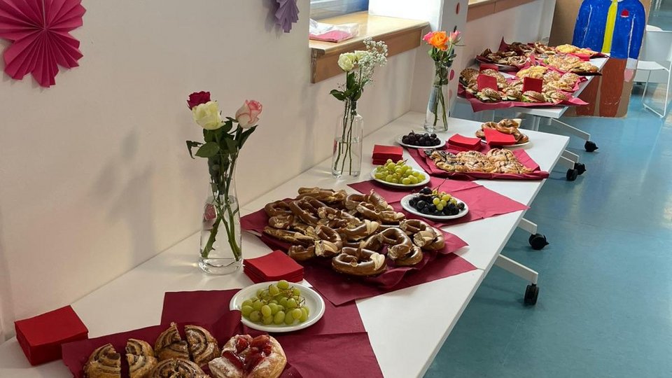 Buffet bei Einweihungsfeier